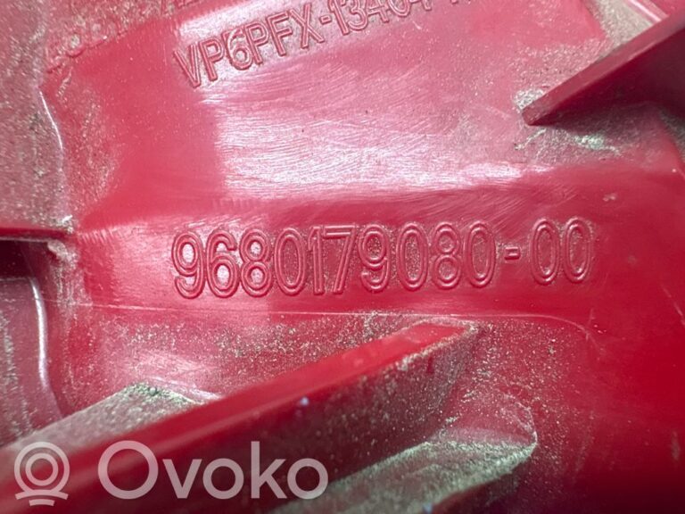 73a3add2ae6ba290cdf6e6d7ed7b9557-afe9fa12e4bd7afc575bd65f386b1b37_rear_tail_lights