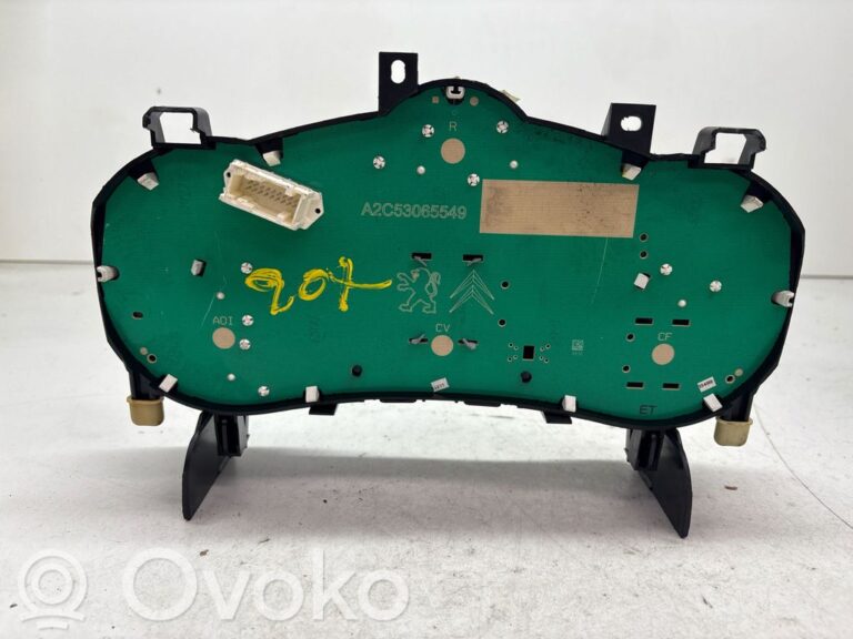 74227e2fdc1b062c5dde295263f0a6ae-457b2ae2158b1a86c8ada1a9f1598c37_speedometer__instrument_cluster_