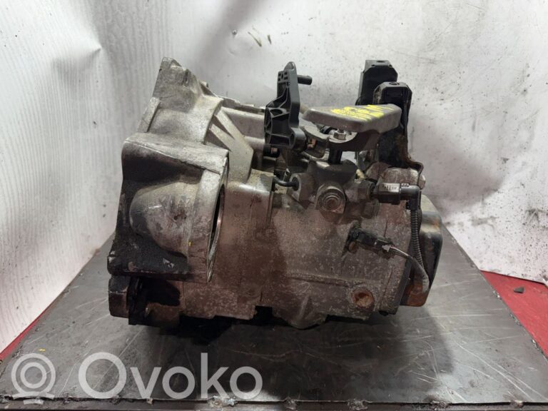750b525e33590ad5de5ecd616853b320-a366573ae717142cbdb345ec2f4508cf_manual_5_speed_gearbox