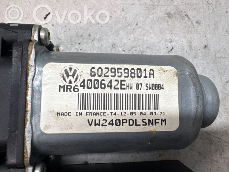 75e891c600c2a3cbef7f5387f68dcea7-d956314f547882756bfe607aad7dd547_front_door_window_regulator_motor