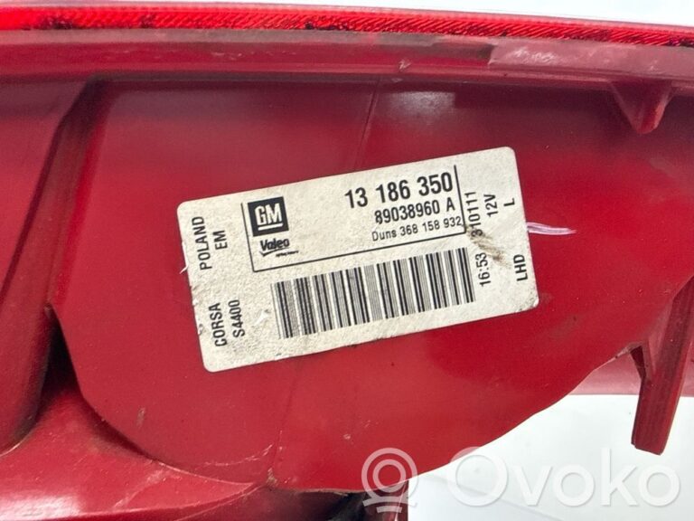 77998566b8a68709d04b0f082522999e-0a1a5840a16de77cb5cc4a1d6345d3f3_rear_tail_lights