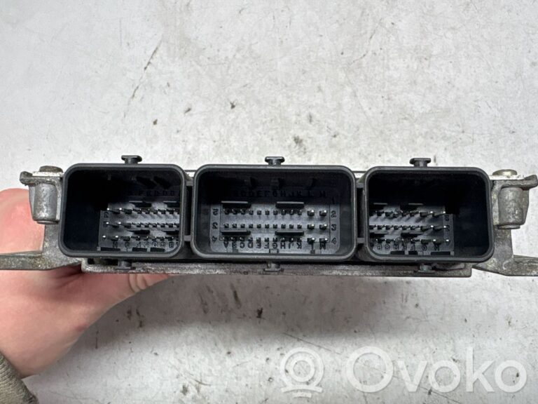 79afbfe8078e2158b5d6faaa1e826860-51f1aa949974b0f19ba1ebdeddaefd33_engine_control_unit_module