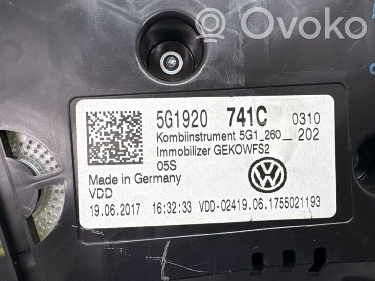 7adaf6b1634b633c04e158022ad5a188-e7398888dfee4f643f4b1fe3a7d95ed0_speedometer__instrument_cluster_