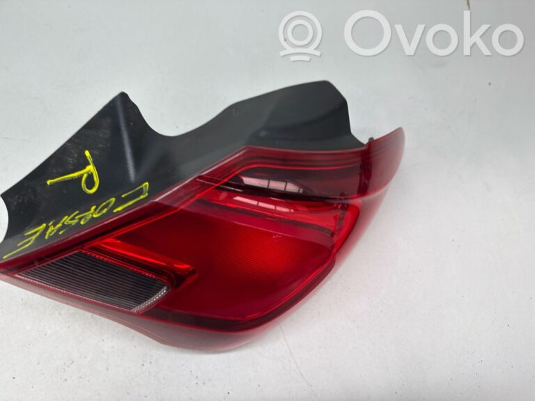 7c21855ada69babdd4b62002525c594a-0257ad4bf2622b9d8eaa9c24129a1ee8_rear_tail_lights