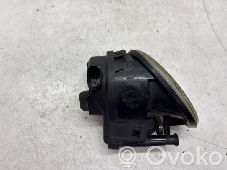 7c45978aa231173390ea2f52da91fd4c-35b3529b9ca9fa88b824b424f3aca781_front_fog_light