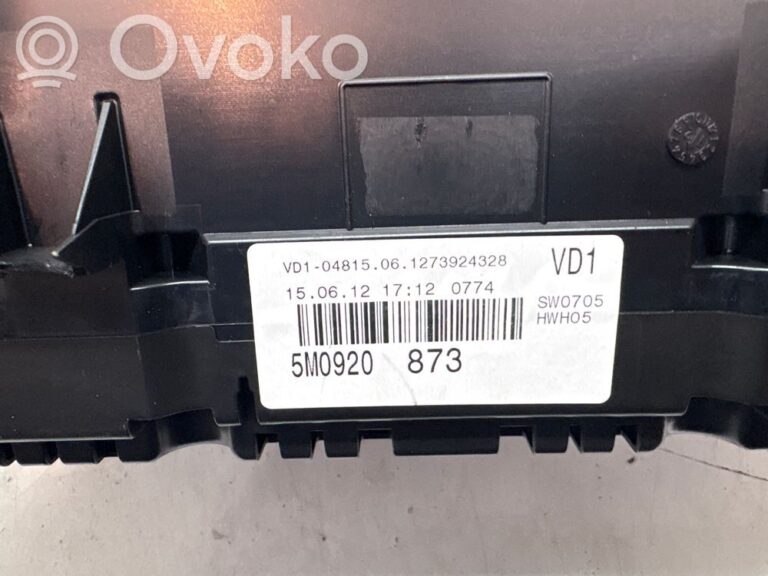 7c72c3c98903b096edb83641586a98de-7c7c227c1667a8f0a26f4ae0edd86c01_speedometer__instrument_cluster_