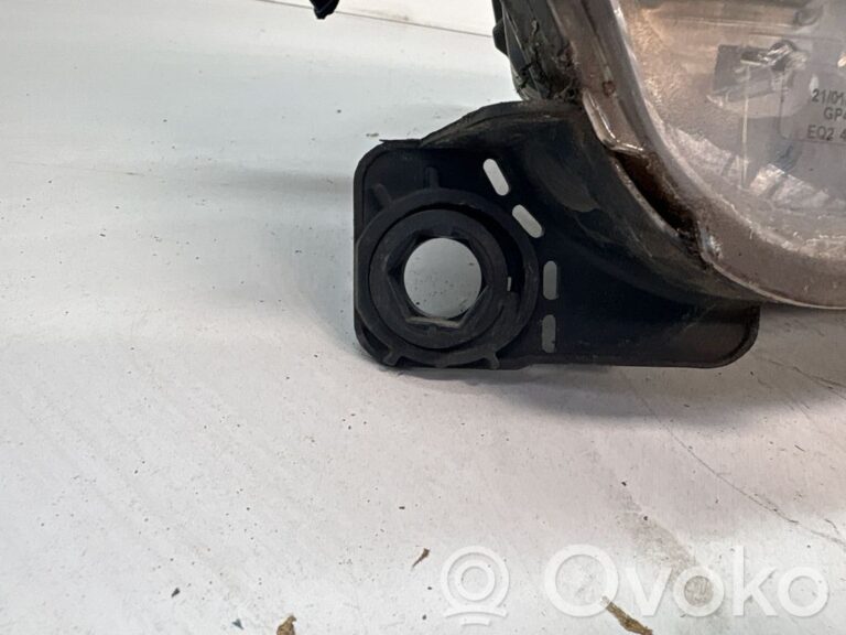 7c7f2f406bcf344d455924a93932cfdb-2bd7cd84ad795bb54e90fa14f63acdaa_headlight_headlamp