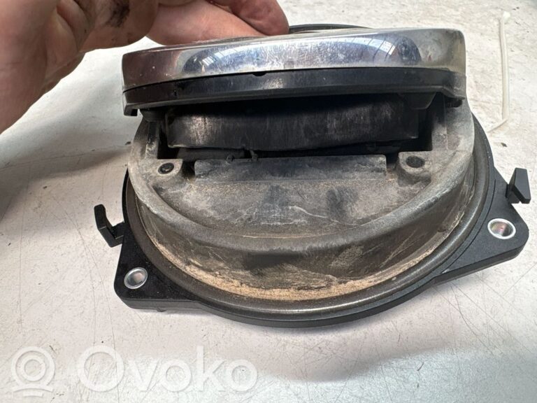 7e644c5e013d9e8cb81c47a58468920a-9de3aef4d5b60803ed5637dff37c5e6b_tailgate_trunk_boot_exterior_handle