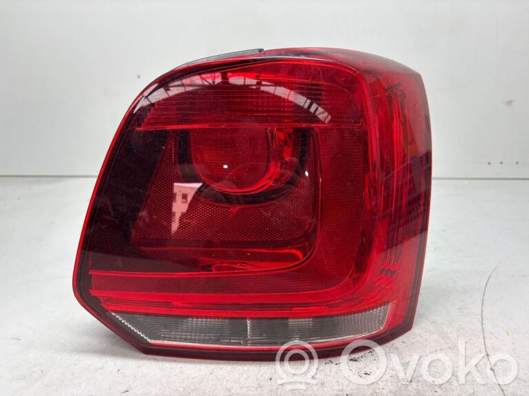 7e92a224aed26b206450bce982607eb8-2cef2948d7902de9c1039198a995215a_rear_tail_lights