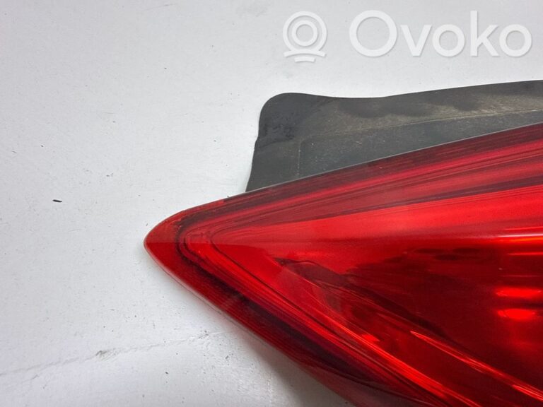 8009fa8dbd4319c98a94e1aaee0b521d-13dcd5485496ce78c9f9bd17a17323f0_rear_tail_lights