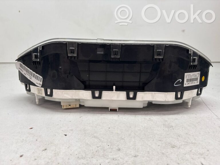 802c5d11d91928cbbc104842c5860748-135eb195d2fe08a7dcf5f0e3548ddc58_speedometer__instrument_cluster_