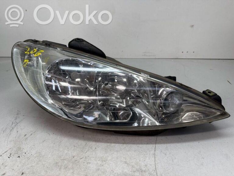 812e7f4f1f9e27c5cfb16b0327cc1c40-ca6ad461dccd1dbe1d614a21b23365f1_headlight_headlamp