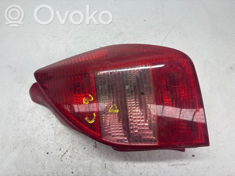 83bca2f1200db72ff4fd3b4335a2ec18-80b5a2e11a85d7fecf17a963a6cc4f99_rear_tail_lights