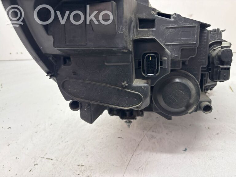 840d9585963bae4ac451f217925177cb-ba42d16be66137da65f2e440386707dc_headlight_headlamp