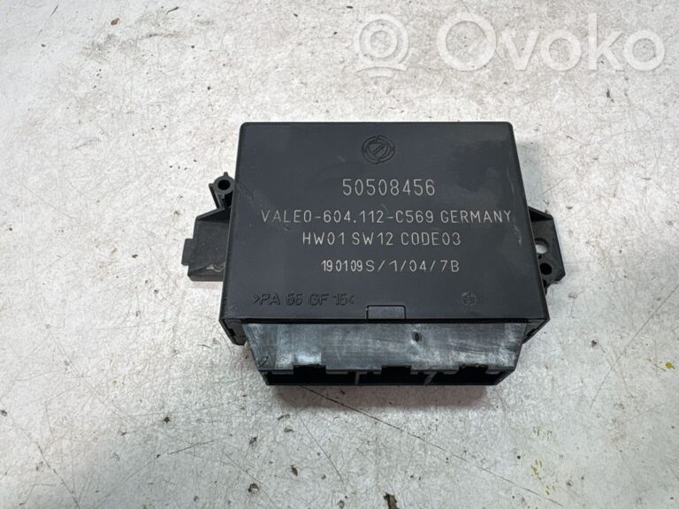84895576dacf2f444323adc6cc8eea3f-8196f1af873fb01cbefad3e4b000b696_parking_pdc_control_unit_module