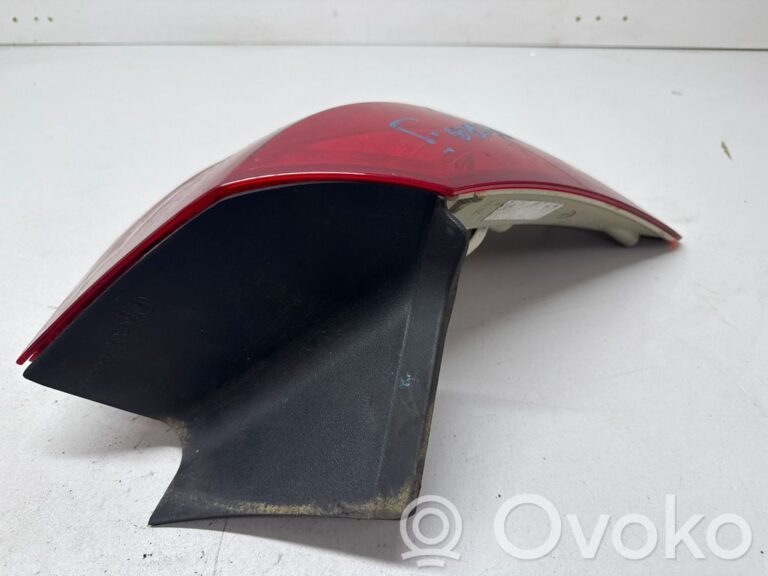 84a97156bcb788e0ea3713cd7b6fbe44-11bffe6d268a5443a16c30d4c18fed17_rear_tail_lights