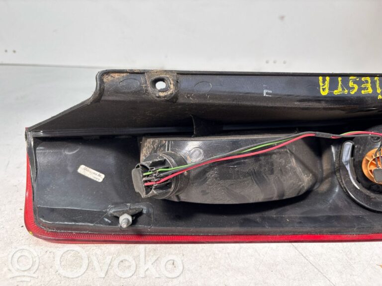 8627fd24c8ddc2e5c4c355fa7e50d0ea-ffcd925fbb3393e4b639b73fbde50598_rear_tail_lights