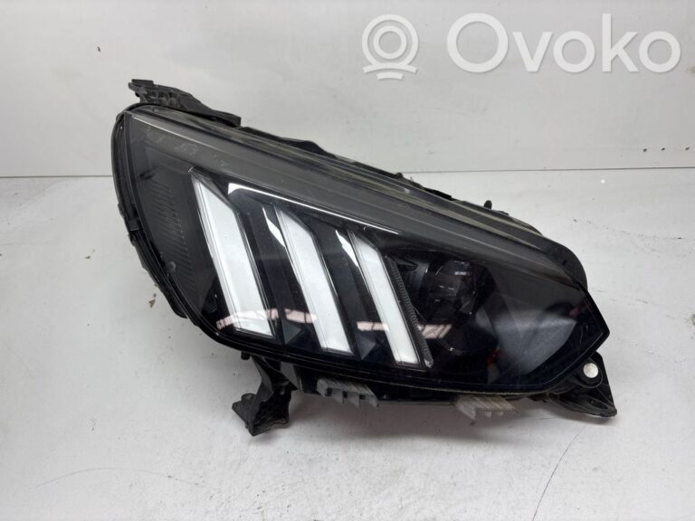 8641571d781365b0d89336a6d66253e8-e0b569f27cd4cb5cc33e12a0c6c7575c_headlight_headlamp