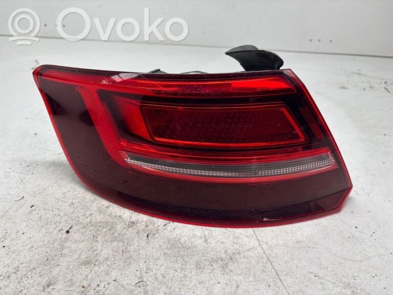 8745869bf7927a84ea37d7731398b226-02a0592b5f224127d6e51c338f86eec0_rear_tail_lights