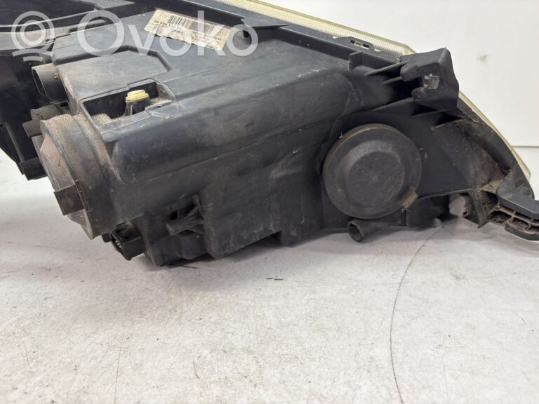 874c846332a7e0bb2b2c12b90efc1211-254274a181d89348ad5df076afe75099_headlight_headlamp