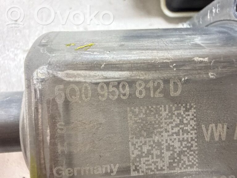 878bbabbc6299b9bfcc4d519c6e8dda2-fb7cc4db8435331d2fd8dd1a2840b7c4_rear_door_window_regulator_motor