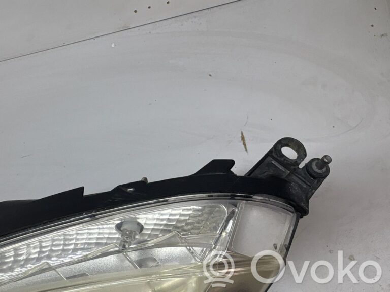 87e3e37417ab7bf65c1f756c636c250a-f4d5dd104dc076ff5673772b15948fc6_headlight_headlamp
