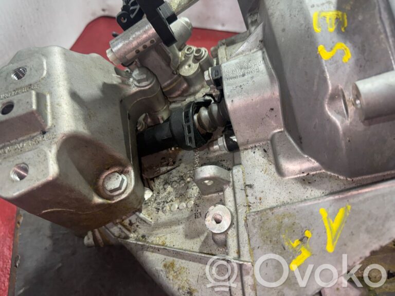 88fca94d5c87d72aa1c9353113a6e681-ed2b2223d8791e9398496bf4e1f796fd_manual_5_speed_gearbox