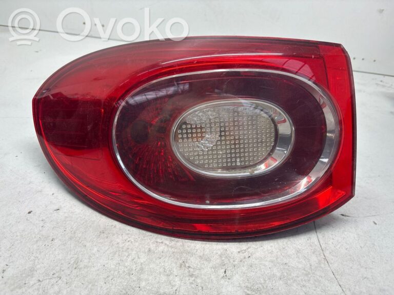 8942617d781d83cbfd4fe79777f8fb73-11b951933a9b1ef2fa841cd956321a50_rear_tail_lights