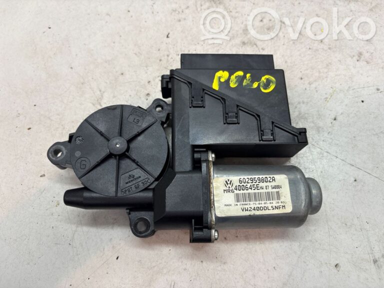 8a264f38ec4ef88ee43ec4c3664048cf-3b34f8fee8336c04a5f3f4ded441bc20_front_door_window_regulator_motor