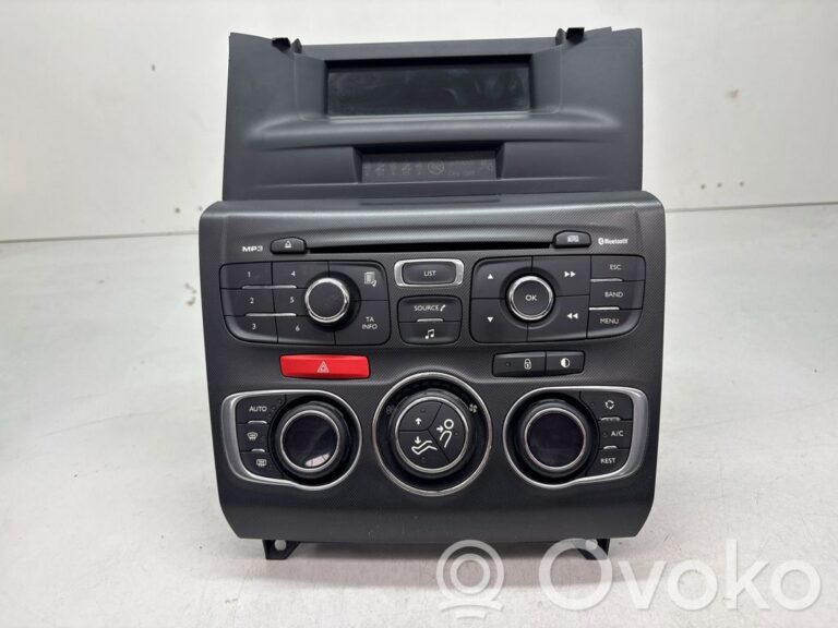 8a6bac1fcf323d1f0321ee0046ef9b63-e6a724c850618d8c3b9f304f3d6e1851_screen_display_small_screen