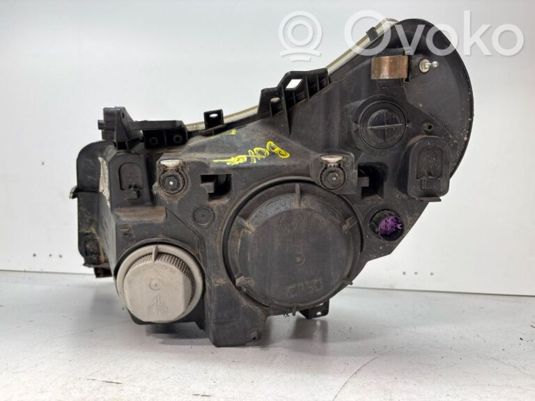 8c73e9261d71361893e906be4d902187-f3c7738e32500bad8d4b9e9e04350510_headlight_headlamp