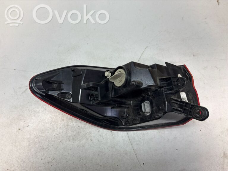 91a9d89aef24db50fad80cd0588de59a-f68df7b77eb620439399509bb6606968_rear_tail_lights_set