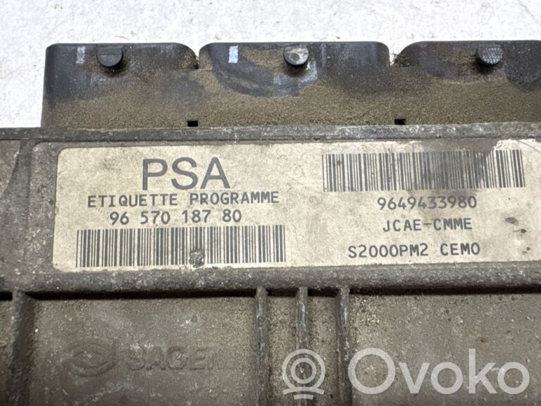 92fbffc0959a659055bc3ac69dc12f52-67f2eb3f1eaf34894d50b2e1bfb90190_engine_control_unit_module