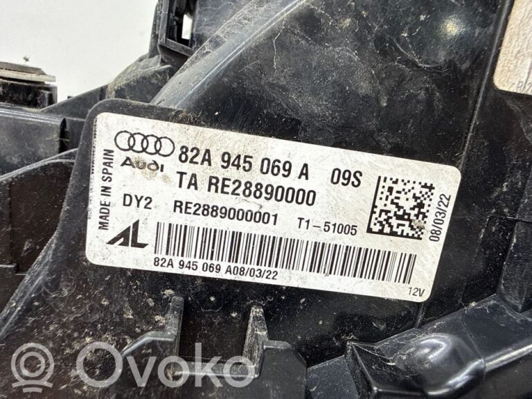 930be2b2f9cd16aa2e2ca5fd39112a4d-ae3aaf03c5f7ff6f11164ea95d5bc23c_rear_tail_lights