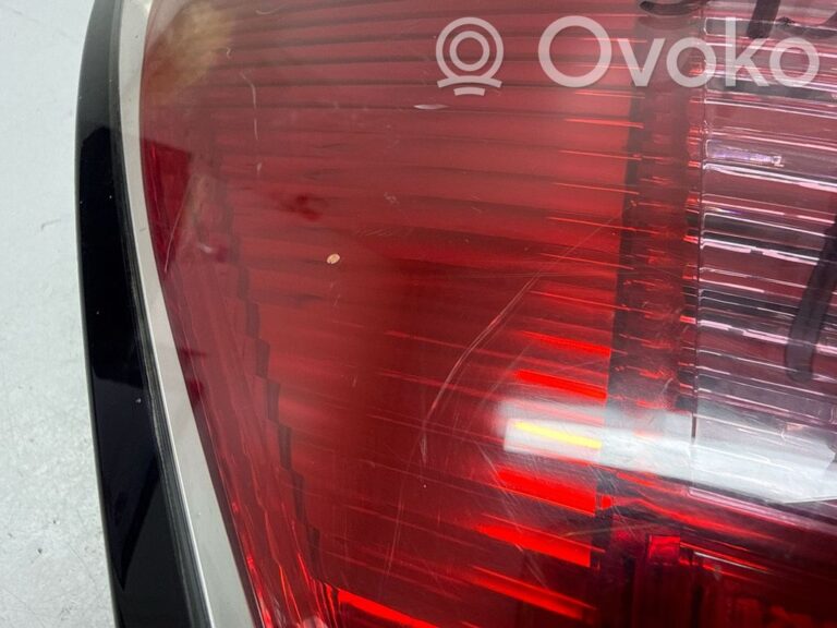 9436ba69f1eacf21900f00a96fa1e18c-8f537c5f40c53cec515a1b10706216bb_rear_tail_lights