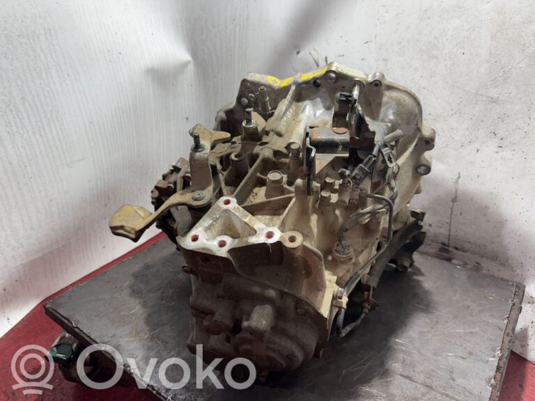945834db4f7a7f5ee45efd5c984919ac-7c8c02f2556dc877a622da2ec4cdb2c2_manual_5_speed_gearbox