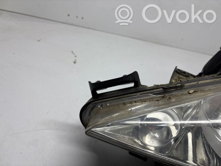 95f3c936eab1ca79e1d7944fca7b1369-521e346e3be8e8ef828bb6d921142bce_headlight_headlamp