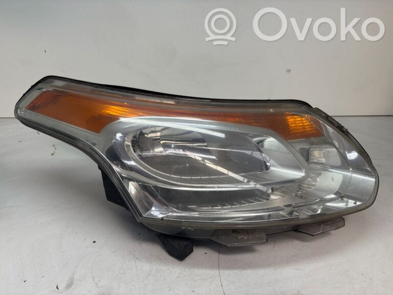 9715340ec7cdb1339b940a844635a01a-4cb23e9cc03e9e29808a7d141d422453_headlight_headlamp_dust_cover