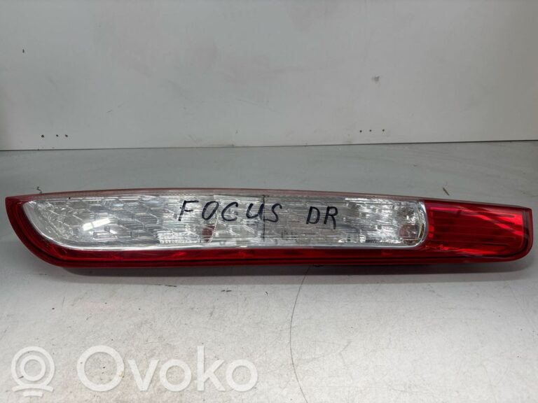 97f42b68308da4e147afafd093b25fcc-9960637c66465b65ed8bce5c71fefc18_rear_tail_lights
