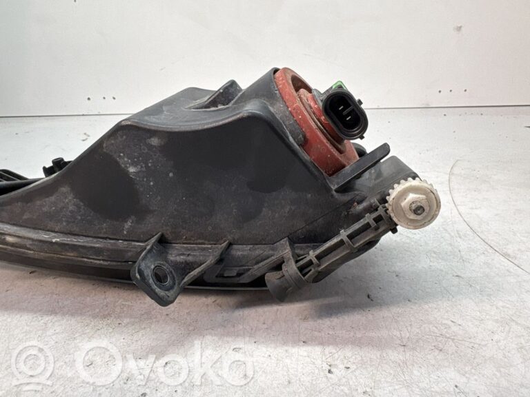 98a68645d1a2e8bcd827eaf75e8ff29a-f6e2a65729b363f63e83088b70a06791_front_fog_light