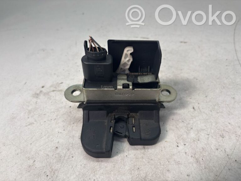 98cc62eb545313f275f8ec7aa8aab71e-0b992c69db46882660ab7b750f9c4760_tailgate_trunk_boot_lock_catch_latch