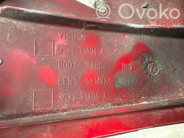 9b6d9b5398ee4174688363c691ad1536-bb2af313c671fc314a2371a97fc7fb4f_rear_tail_lights
