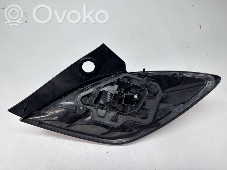 9b8e96a1d29a2023ade07637d3d3d784-d80297c3491b695b6c5b91c5dc9bc980_rear_tail_lights