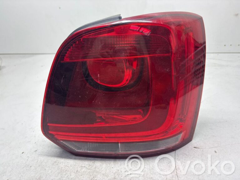 9d669be864bdee3af1f15f30244f2b01-678f9e4931c734433bf366b979a00042_rear_tail_lights