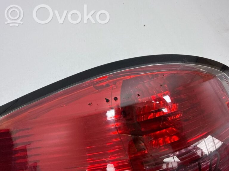9dcab7f63bb61278c3f9ac4e55b42f58-c503cb1e74b87b35369e3c0f1c242521_rear_tail_lights