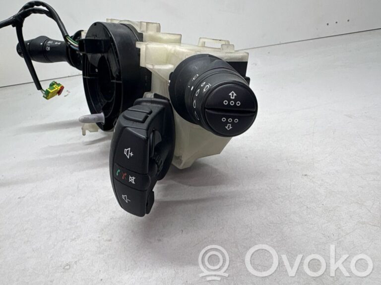9de709b9a3e495b47e7c2f80f2ec6a5a-648a3a6ebda7bba53622329c61bcd6f7_wiper_turn_signal_indicator_stalk_switch