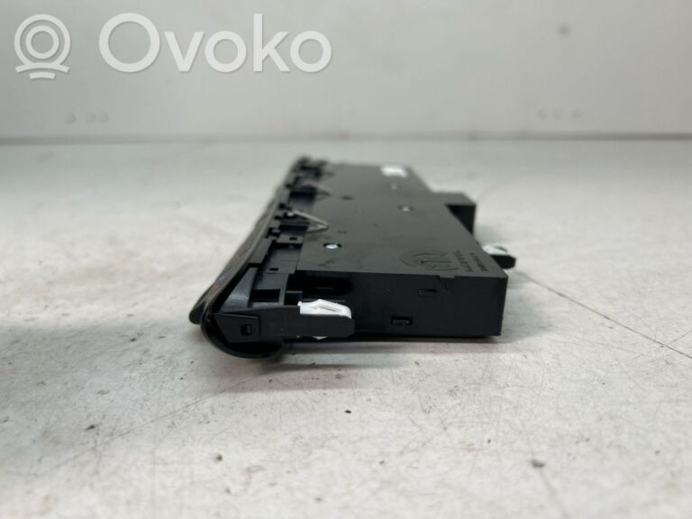 9f05ab09d9c133f7a1ec2fdeab6103f6-a9d14165617569b07442f69db7cdb9f6_climate_control_unit