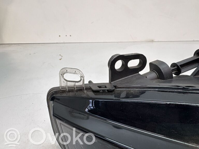 a01eb1c0b8264231113d729b010212cc-2c0d20f733cd3c7113df7e8a2cb92f0a_front_fog_light