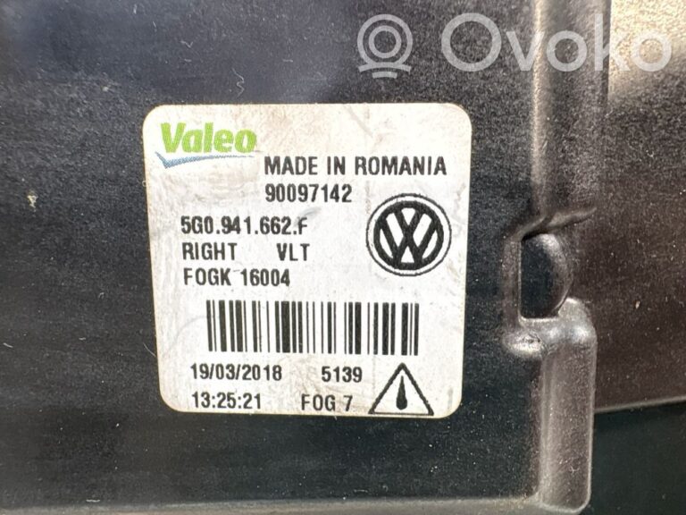 a18676e351c1c031776a2d9cd622c728-440302bbf71a3480d9dd461eb0659e3e_front_fog_light