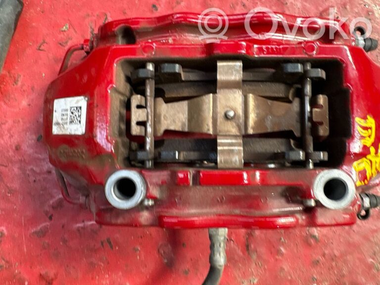 a20a2c0f5591f9dc124b48f0906d6f2c-ddf5d7ba47b2c8b67dca101ae7051a38_front_brake_caliper